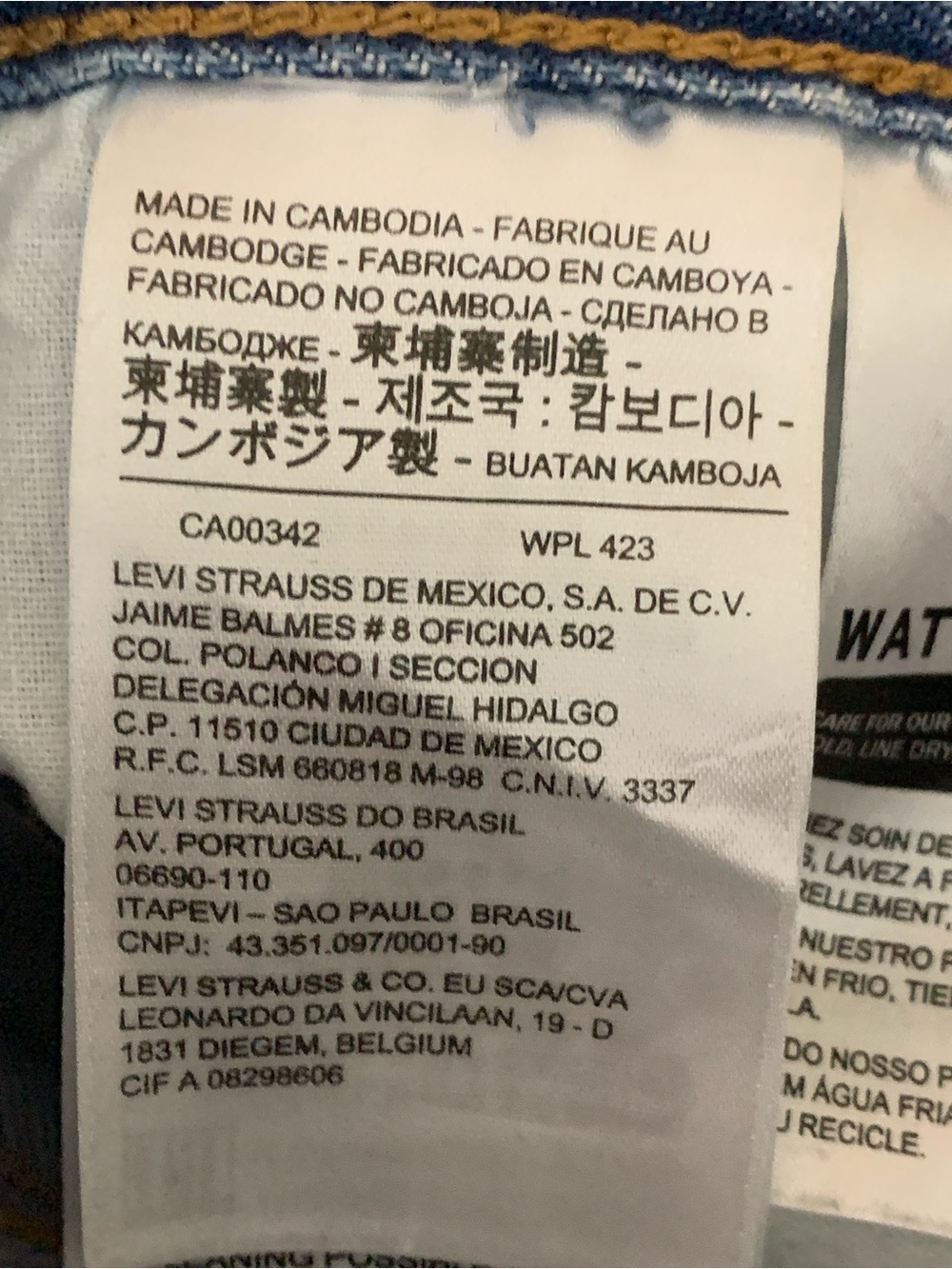 LEVI'S Wedgie Jeans - Picture 10 of 11